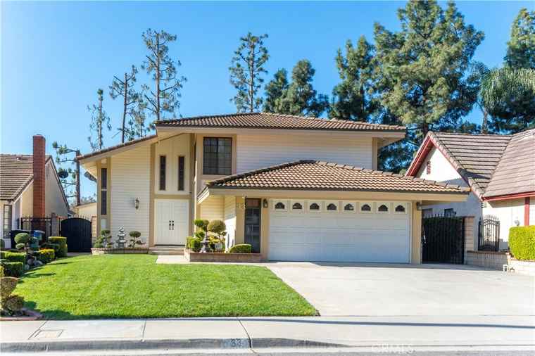 Photo of 33 Edgebrook Dr Phillips Ranch, CA 91766