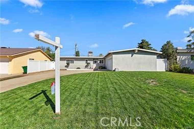 Photo of 1292 N California Ave Beaumont, CA 92223