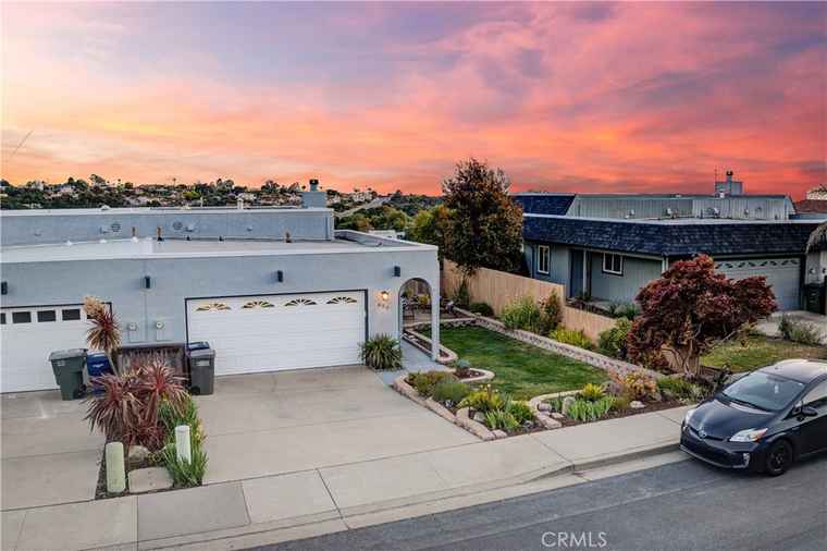 Photo of 650 Vista Pacifica Cir Pismo Beach, CA 93449
