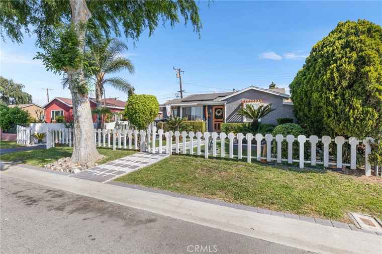 Photo of 10521 Asher St El Monte, CA 91733