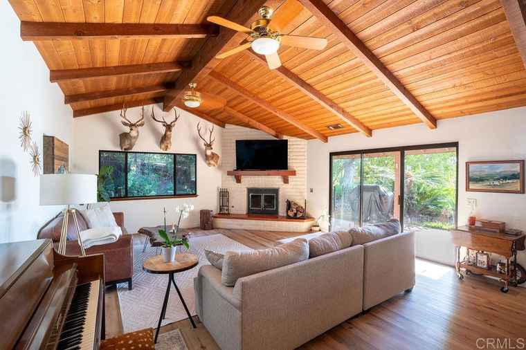 Photo of 2278 Casitas Del Sol Fallbrook, CA 92028