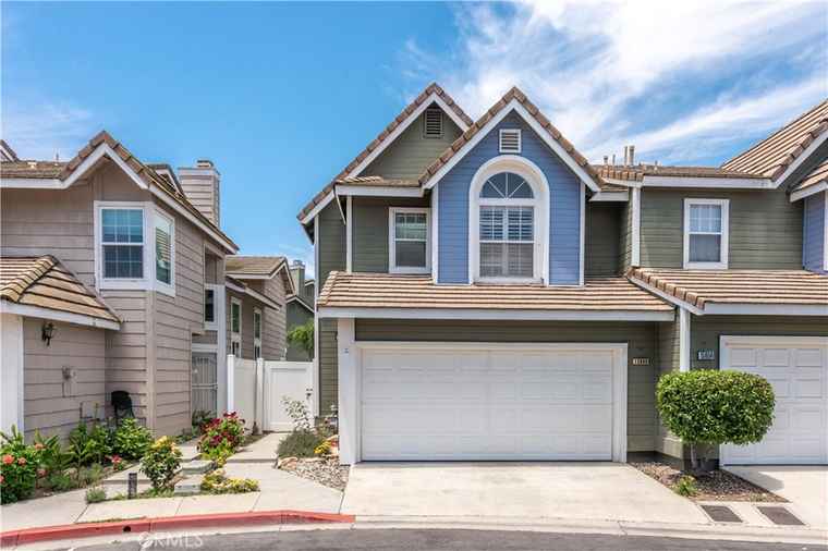 Photo of 15860 Deer Trail Dr Chino Hills, CA 91709