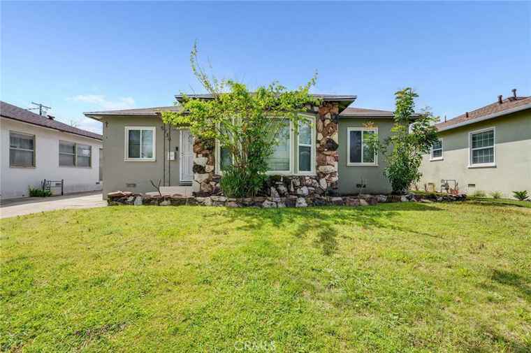 Photo of 5736 Cardale St Lakewood, CA 90713