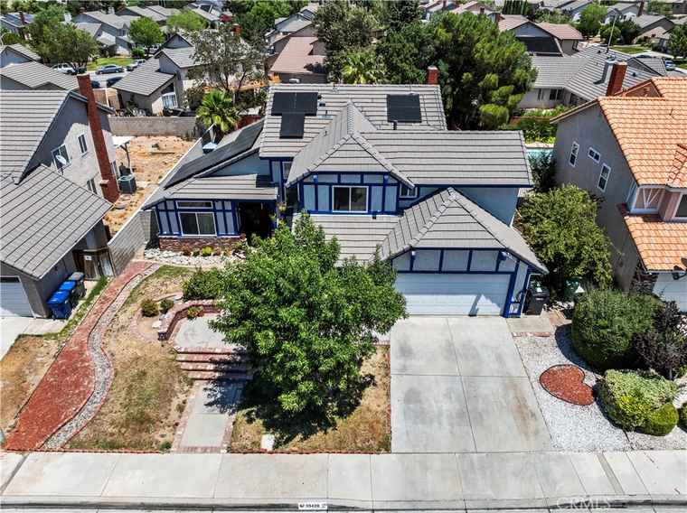 Photo of 39428 Chantilly Ln Palmdale, CA 93551