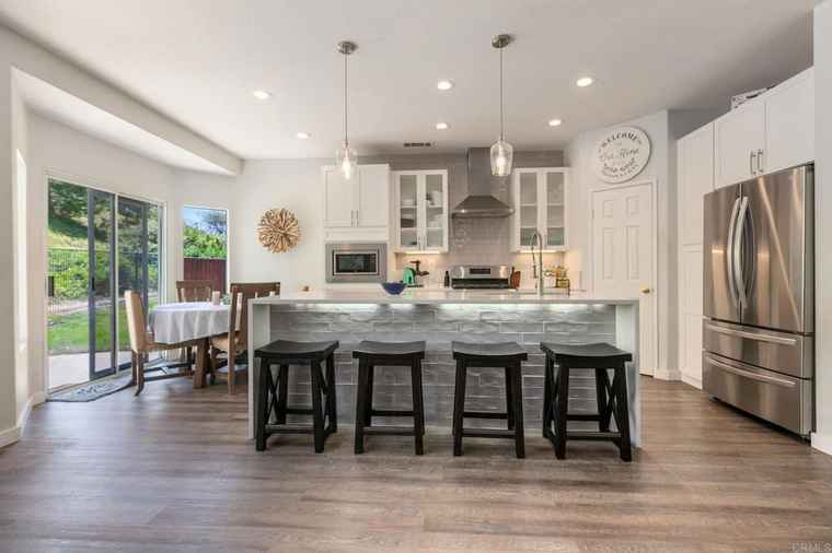 Photo of 888 Arvita Ct Oceanside, CA 92057