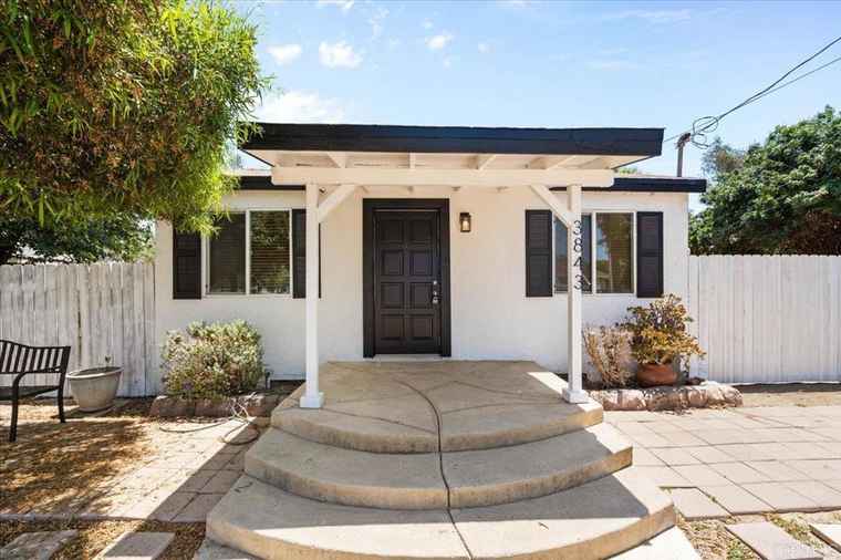 Photo of 3843 Temescal Ave Norco, CA 92860