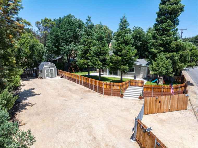 Photo of 4095 Dolores Ave Atascadero, CA 93422