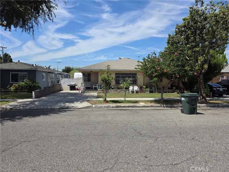 Photo of 15727 Orizaba Ave Paramount, CA 90723