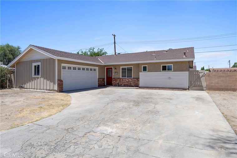 Photo of 45561 Rodin Ave Lancaster, CA 93535