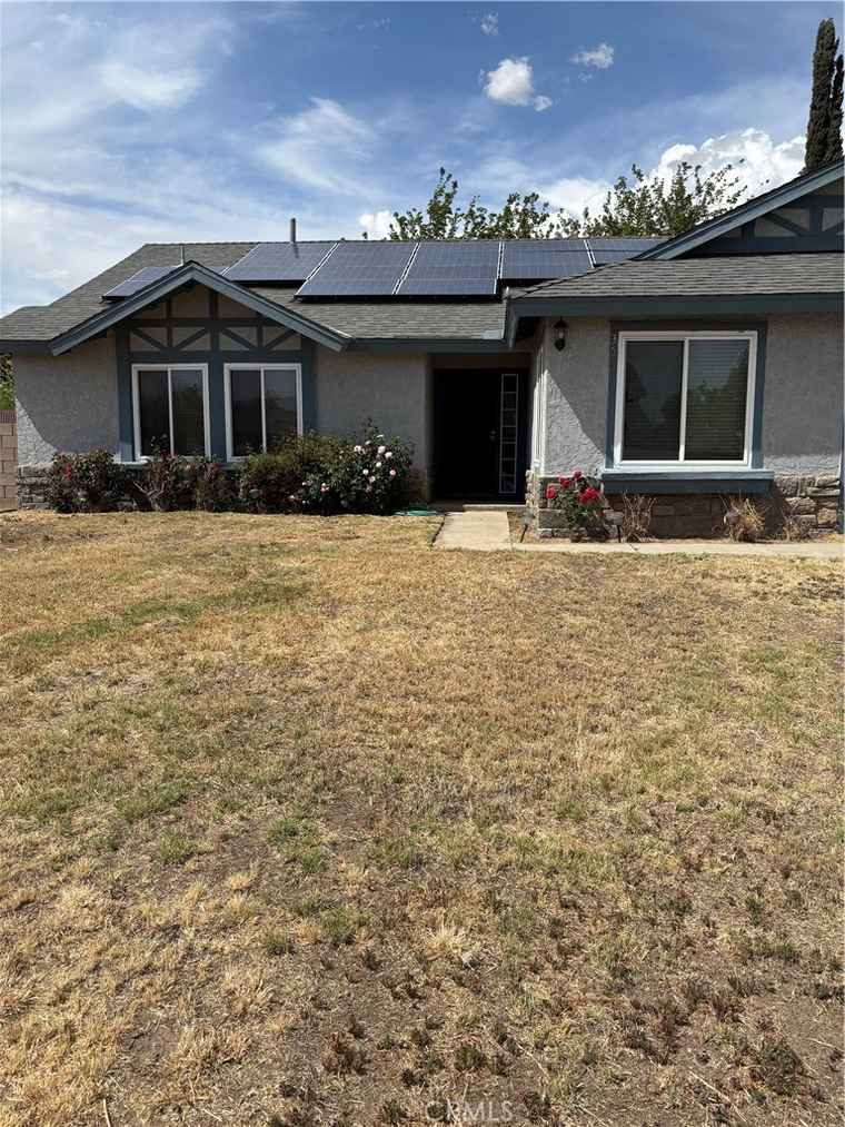 Photo of 3519 Jupiter Ave E Palmdale, CA 93550
