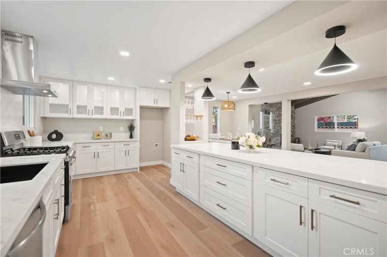 Photo of 1421 E Turin Ave Anaheim, CA 92805