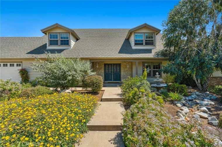Photo of 1010 Northwood Ave Brea, CA 92821