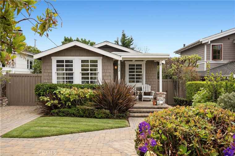 Photo of 513 Oak St Laguna Beach, CA 92651