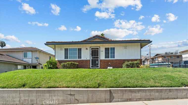 Photo of 3542 20th St Highland, CA 92346