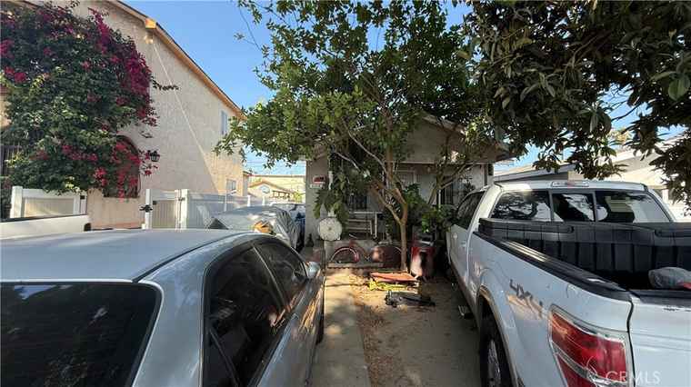 Photo of 10218 Virginia Ave South Gate, CA 90280