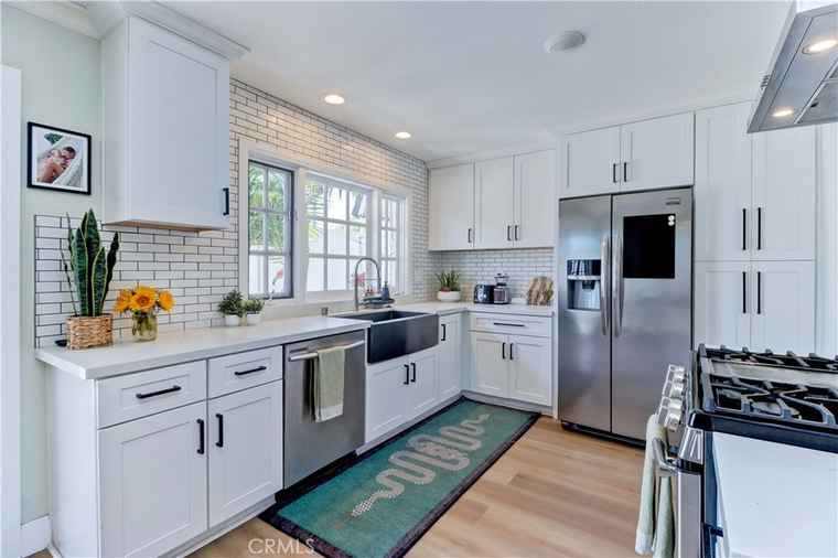 Photo of 5275 Charing Cross Rd Westminster, CA 92683