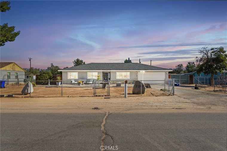 Photo of 21909 Cherokee Ave Apple Valley, CA 92307