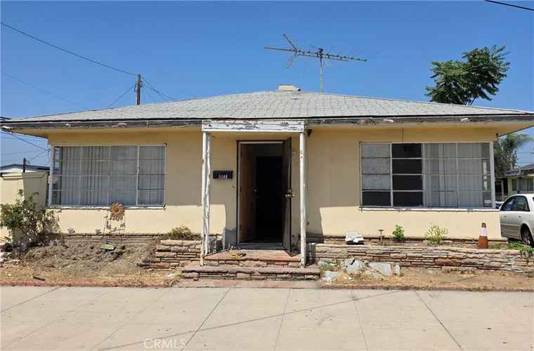 Photo of 107 California St La Habra, CA 90631