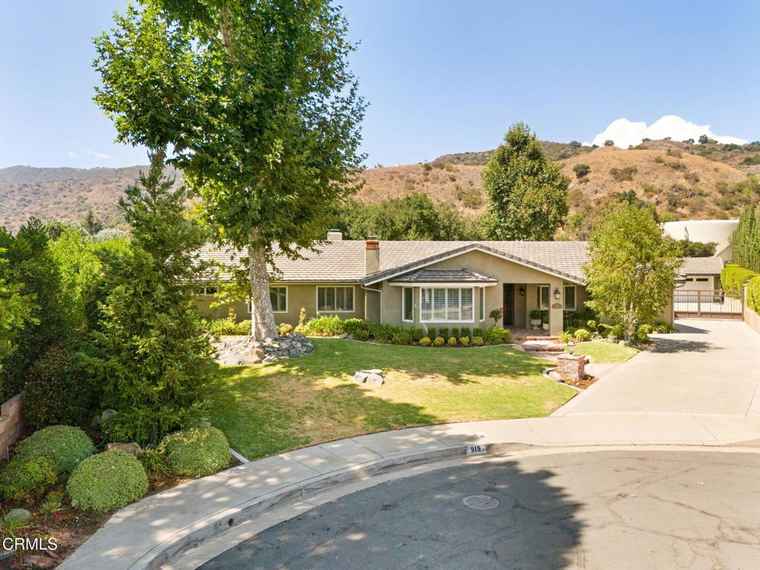 Photo of 919 Willow Springs Ln Glendora, CA 91741