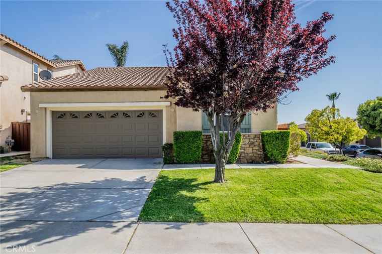 Photo of 36877 Meadow Brook Way Beaumont, CA 92223