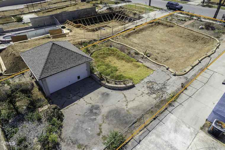 Photo of 952 Beverly Way Altadena, CA 91001
