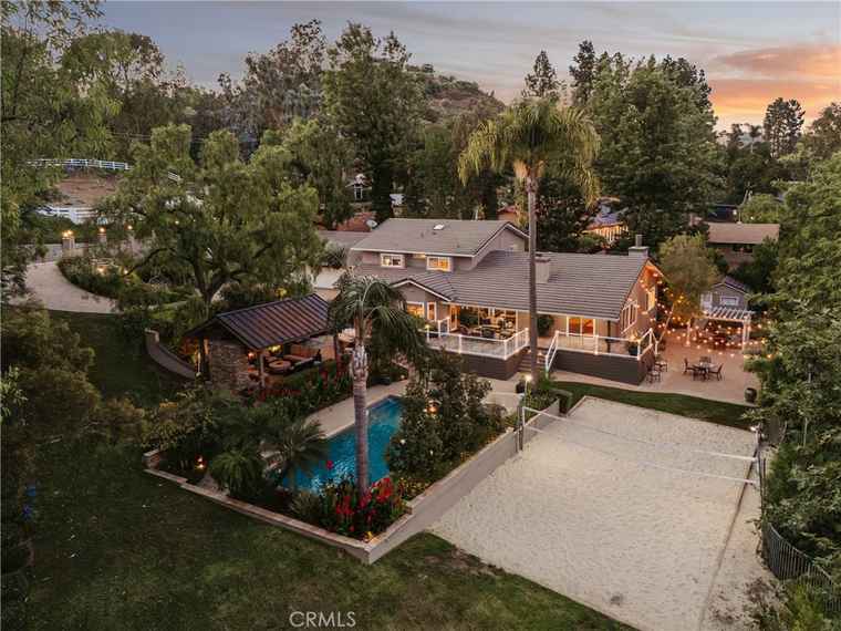 Photo of 9911 Overhill Dr North Tustin, CA 92705