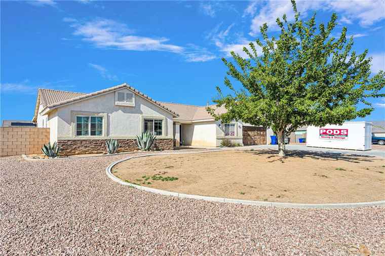Photo of 21152 Reliance Dr Apple Valley, CA 92308