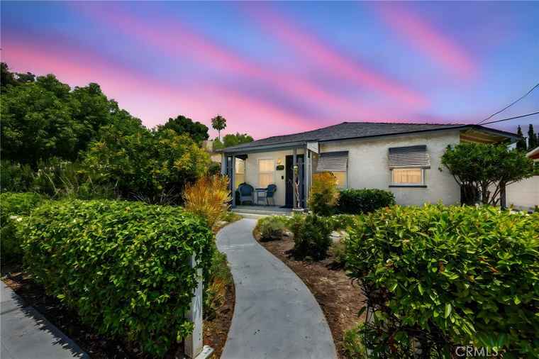 Photo of 437 N Center St Orange, CA 92866
