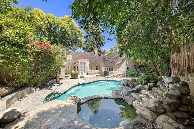 Photo of 1181 Old Mill Rd San Marino, CA 91108