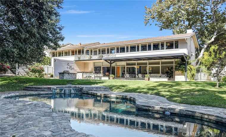 Photo of 2250 Huntley Cir San Marino, CA 91108