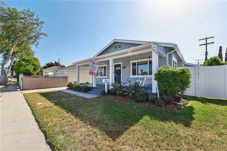 Photo of 11925 Doty Ave Hawthorne, CA 90250