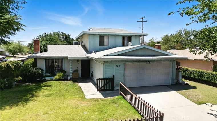 Photo of 766 E Pillsbury St Lancaster, CA 93535