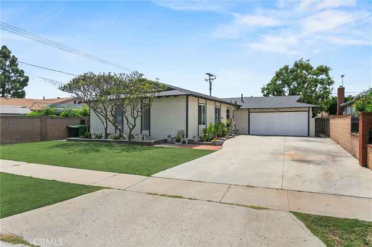 Photo of 14701 Ontario Dr Westminster, CA 92683