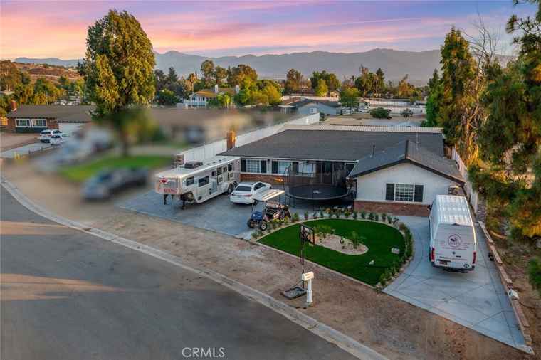 Photo of 1454 Hilltop Ln Norco, CA 92860