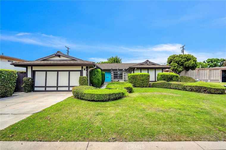 Photo of 4131 LEVELSIDE Ave Lakewood, CA 90712