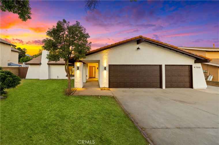 Photo of 4700 Emerald Ave La Verne, CA 91750