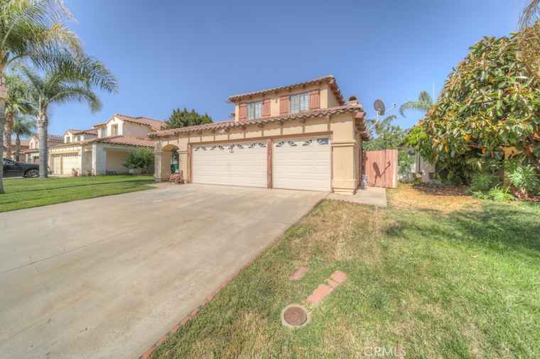 Photo of 15576 Carmel Verde Ln Moreno Valley, CA 92551