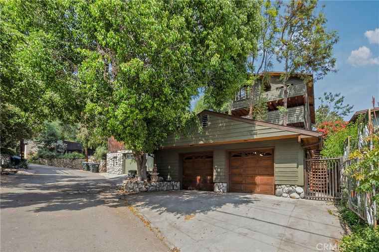 Photo of 561 Alta Vista Dr Sierra Madre, CA 91024