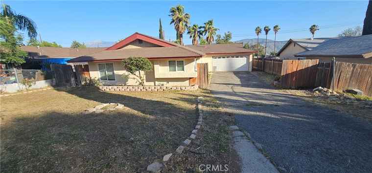 Photo of 546 W Indian School Ln Banning, CA 92220