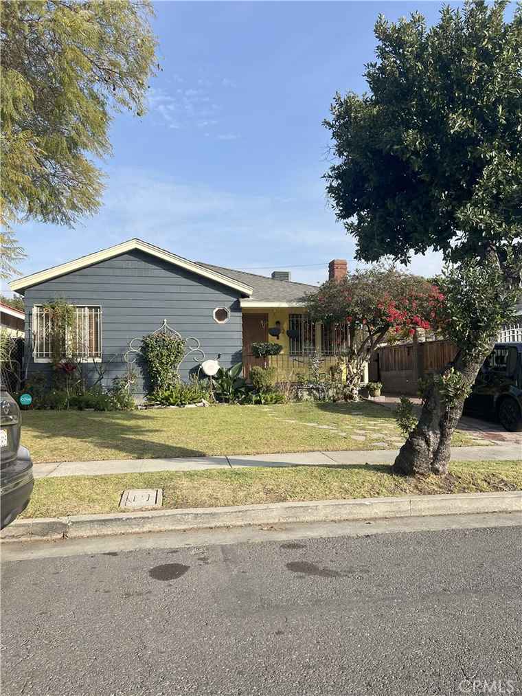 Photo of 9312 Garden View Ave South Gate, CA 90280