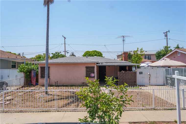 Photo of 2429 W Cleveland Ave Montebello, CA 90640