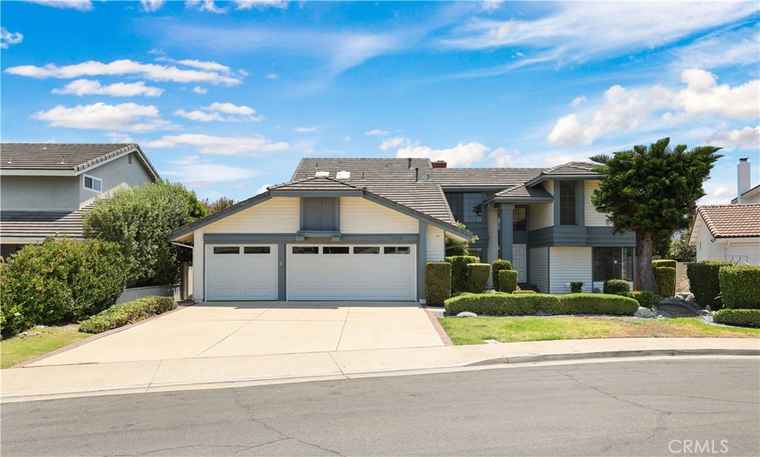Photo of 18868 Mount Morgan Cir Fountain Valley, CA 92708