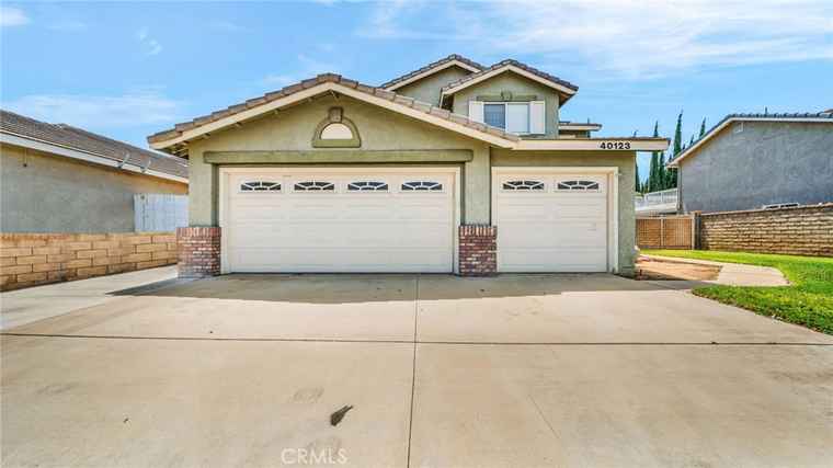Photo of 40123 Vicker Way Palmdale, CA 93551