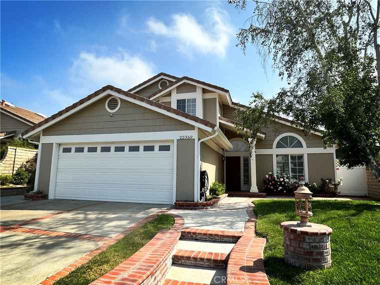 Photo of 22369 Cardiff Dr Saugus, CA 91350