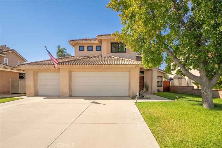 Photo of 2933 Pony Dr Ontario, CA 91761