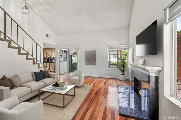 Photo of 11390 Nantucket Ct Cypress, CA 90630