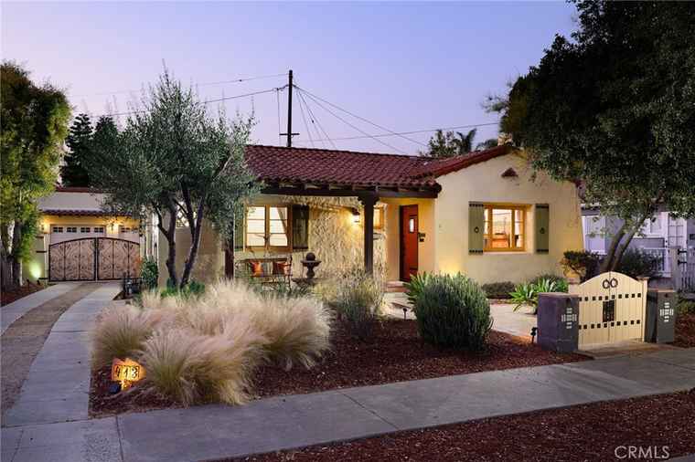 Photo of 413 W Santa Clara Ave Santa Ana, CA 92706