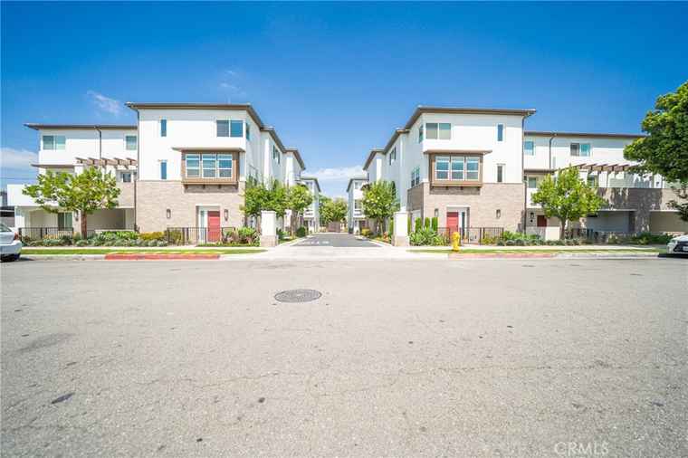 Photo of 117 N 5th St Unit B Montebello, CA 90640