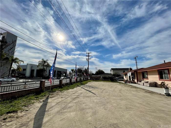 9241 S Trask Ave Garden Grove CA 92844 MLS OC22028074 Redfin