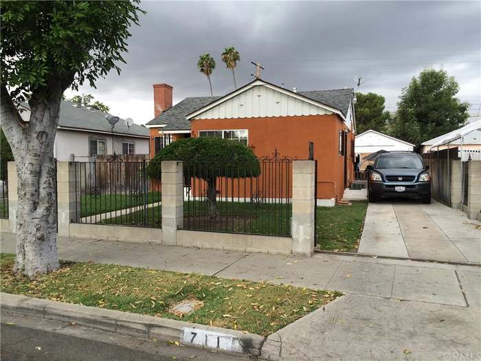 711 W School St Compton CA 90220 Redfin